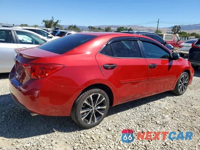 Trzecie zdjęcie samochodu z tyłu: 2018 TOYOTA COROLLA SE VIN:2T1BURHE6JC017619 - miniatura