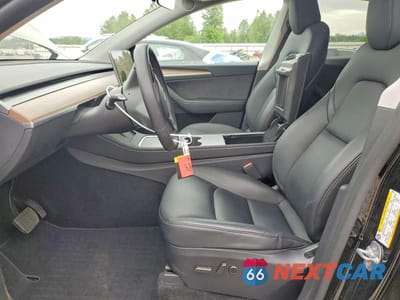Zdjęcie 7 z 13 samochodu: 2025 TESLA MODEL Y VIN:7SAYGDEE4SF263951 - miniatura