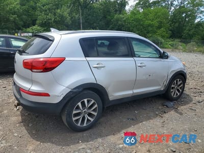 Trzecie zdjęcie samochodu z tyłu: 2014 KIA SPORTAGE LX VIN:KNDPBCAC1E7573541 - miniatura