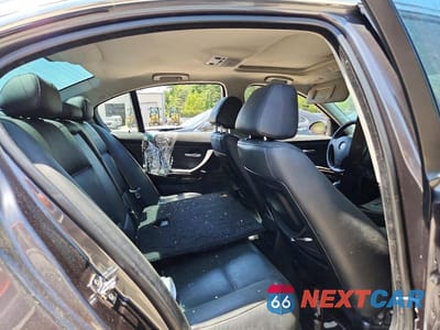 Zdjęcie 10 z 12 samochodu: 2006 BMW 330 VIN:WBAVB33526PS18950 - miniatura
