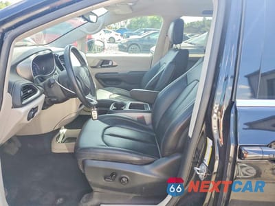 Zdjęcie 7 z 14 samochodu: 2024 CHRYSLER PACIFICA TOURING L VIN:2C4RC3BG7RR166769 - miniatura