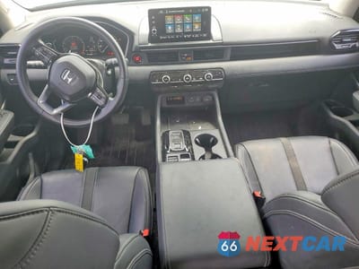 Zdjęcie 8 z 13 samochodu: 2025 HONDA PILOT TOURING VIN:5FNYG1H76SB007755 - miniatura