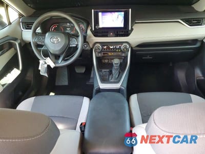 Zdjęcie 8 z 13 samochodu: 2025 TOYOTA RAV4 XLE VIN:2T3W1RFV8SC318804 - miniatura