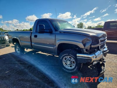 Czwarte zdjęcie samochodu z boku: 2007 CHEVROLET SILVERADO K2500 HEAVY DUTY VIN:1GCHK24U27E194503 - miniatura