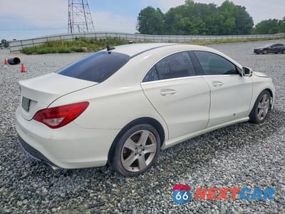Trzecie zdjęcie samochodu z tyłu: 2015 MERCEDES-BENZ CLA 250 VIN:WDDSJ4EB4FN161962 - miniatura