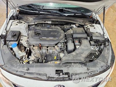 Zdjęcie 11 z 12 samochodu: 2019 KIA OPTIMA S VIN:5XXGT4L32KG359953 - miniatura