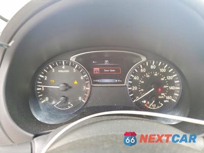 Zdjęcie 9 z 12 samochodu: 2016 NISSAN ALTIMA 2.5 SR VIN:1N4AL3AP9GC190498 - miniatura