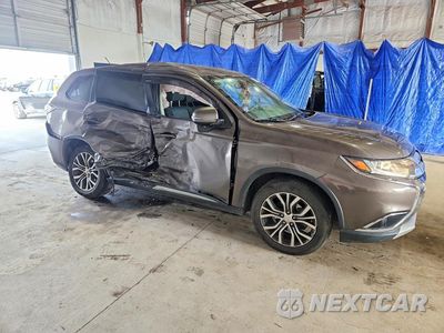 Czwarte zdjęcie samochodu z boku: 2016 MITSUBISHI OUTLANDER SE VIN:JA4AZ3A30GZ017644 - miniatura