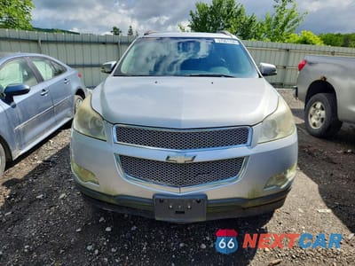Piąte zdjęcie samochodu w środku: 2010 CHEVROLET TRAVERSE LTZ VIN:1GNLRHED0AS116342 - miniatura