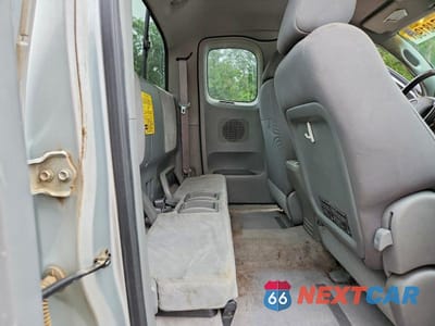 Zdjęcie 10 z 12 samochodu: 2006 TOYOTA TACOMA ACCESS CAB VIN:5TETX22N76Z290579 - miniatura