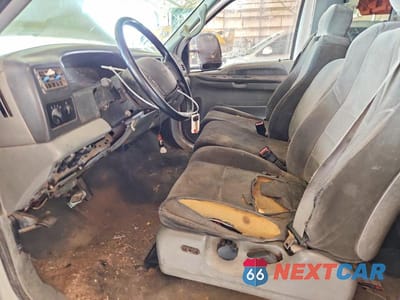 Zdjęcie 7 z 12 samochodu: 2002 FORD F250 SUPER DUTY VIN:1FTNX20L22EB64122 - miniatura