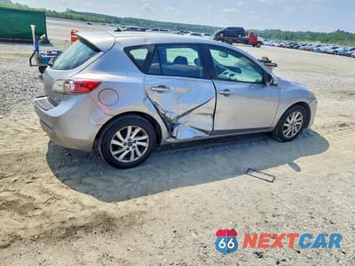 Trzecie zdjęcie samochodu z tyłu: 2013 MAZDA 3 I VIN:JM1BL1L76D1743826 - miniatura