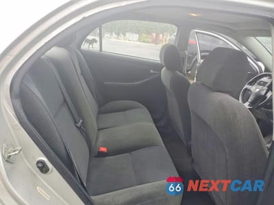 Zdjęcie 10 z 12 samochodu: 2004 TOYOTA COROLLA S VIN:2T1BR32E84C206011 - miniatura