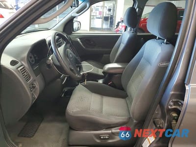 Zdjęcie 7 z 13 samochodu: 2003 FORD ESCAPE VIN:1FMCU93153KC34942 - miniatura
