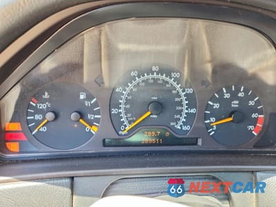 Zdjęcie 9 z 13 samochodu: 1999 MERCEDES-BENZ E 320 VIN:WDBJF65H2XA909770 - miniatura
