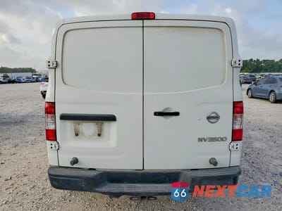 Zdjęcie 6 z 13 samochodu: 2017 NISSAN NV 3500 HD SL VIN:1N6AF0KY8HN807447 - miniatura