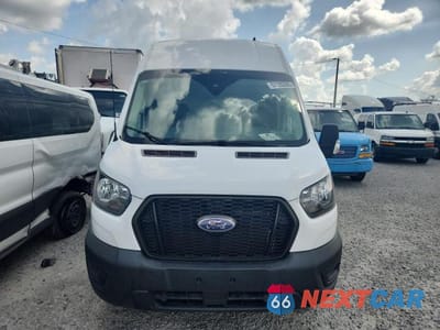 Piąte zdjęcie samochodu w środku: 2023 FORD TRANSIT T-250 VIN:1FTBR3X83PKA81490 - miniatura