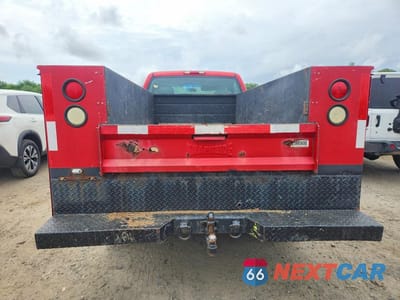 Zdjęcie 6 z 12 samochodu: 2003 GMC SIERRA C2500 HEAVY DUTY VIN:1GDHC24U83E352992 - miniatura