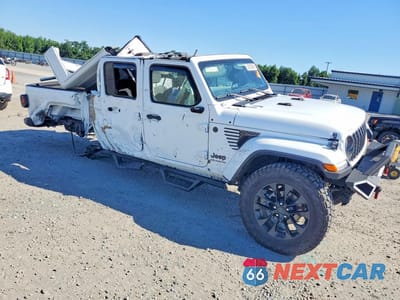 Czwarte zdjęcie samochodu z boku: 2025 JEEP GLADIATOR SPORT VIN:1C6PJTAG4SL514449 - miniatura