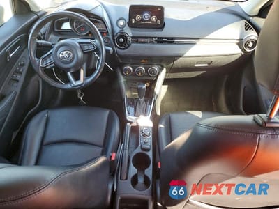 Zdjęcie 8 z 12 samochodu: 2019 TOYOTA YARIS XLE VIN:3MYDLBYV0KY519094 - miniatura
