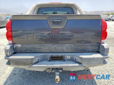 Zdjęcie 6 z 12 samochodu: 2004 CHEVROLET AVALANCHE C1500 VIN:3GNEC12T54G327030 - miniatura