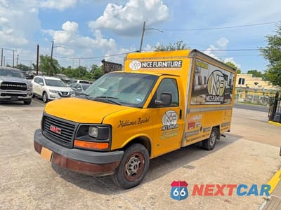 Drugie zdjęcie samochodu z przodu: 2004 GMC SAVANA CUTAWAY G3500 VIN:1GDGG31V141906479 - miniatura