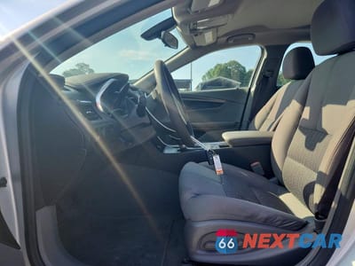 Zdjęcie 7 z 12 samochodu: 2017 CHEVROLET IMPALA LS VIN:2G11Z5S38H9196245 - miniatura
