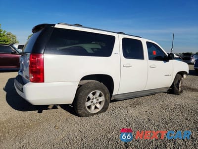 Trzecie zdjęcie samochodu z tyłu: 2013 GMC YUKON XL K1500 SLT VIN:1GKS2KE77DR134109 - miniatura