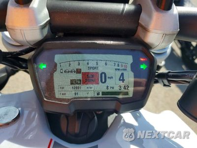 Zdjęcie 7 z 9 samochodu: 2019 DUCATI XDIAVEL VIN:ZDM13BKW4KB009997 - miniatura