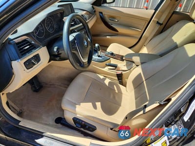 Zdjęcie 7 z 12 samochodu: 2015 BMW 328 XI SULEV VIN:WBA3B5G59FNS15813 - miniatura