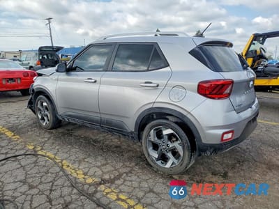 Drugie zdjęcie samochodu z przodu: 2023 HYUNDAI VENUE SEL VIN:KMHRC8A3XPU234327 - miniatura