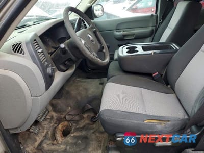 Zdjęcie 7 z 12 samochodu: 2008 GMC SIERRA C1500 VIN:1GTEC19X38Z209422 - miniatura