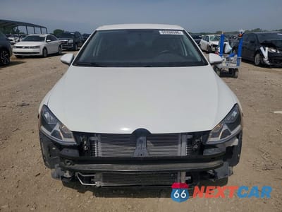 Piąte zdjęcie samochodu w środku: 2017 VOLKSWAGEN GOLF S VIN:3VW217AUXHM054704 - miniatura