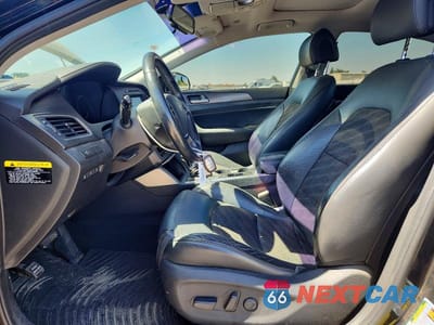 Zdjęcie 7 z 12 samochodu: 2017 HYUNDAI SONATA SPORT VIN:5NPE34AF8HH498258 - miniatura