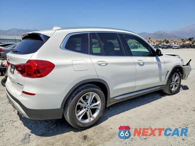 Trzecie zdjęcie samochodu z tyłu: 2019 BMW X3 SDRIVE30I VIN:5UXTR7C52KLR38701 - miniatura