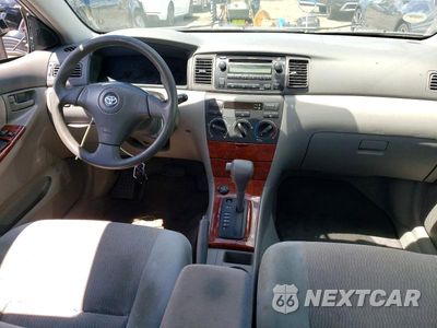 Zdjęcie 8 z 12 samochodu: 2008 TOYOTA COROLLA LE VIN:2T1BR32E88C890614 - miniatura