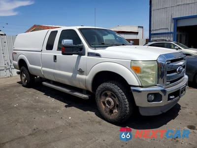 Czwarte zdjęcie samochodu z boku: 2011 FORD F350 SUPER DUTY VIN:1FT8X3BT4BEA51983 - miniatura