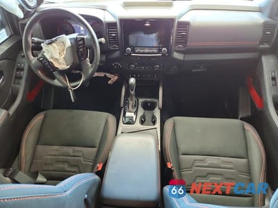 Zdjęcie 8 z 12 samochodu: 2023 NISSAN FRONTIER PRO-4X VIN:1N6ED1EK3PN665558 - miniatura