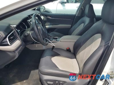 Zdjęcie 7 z 12 samochodu: 2018 TOYOTA CAMRY XLE VIN:4T1B11HK7JU074586 - miniatura