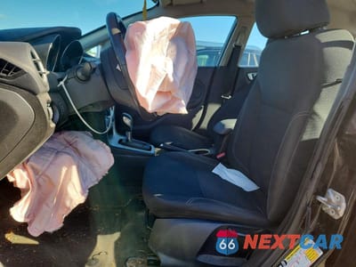 Zdjęcie 7 z 12 samochodu: 2015 FORD FIESTA SE VIN:3FADP4BJXFM218792 - miniatura