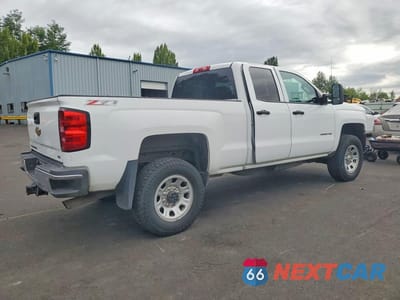 Trzecie zdjęcie samochodu z tyłu: 2015 CHEVROLET SILVERADO K2500 HEAVY DUTY LT VIN:1GC2KVEG4FZ102556 - miniatura