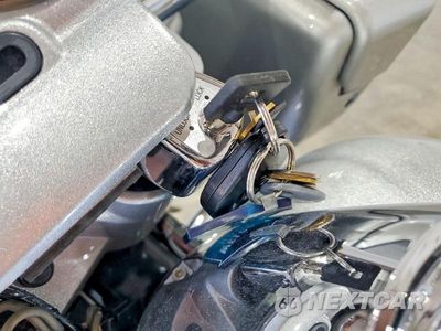Zdjęcie 8 z 9 samochodu: 2009 HARLEY-DAVIDSON FLTRSE3 VIN:1HD1PV8169Y954727 - miniatura