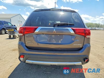 Zdjęcie 6 z 13 samochodu: 2016 MITSUBISHI OUTLANDER SE VIN:JA4AZ3A30GZ055097 - miniatura