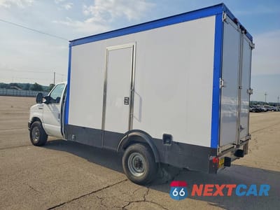 Drugie zdjęcie samochodu z przodu: 2023 FORD E350 REFRIGERATED BOX TRUCK VIN:1FDWE3FK7PDD32070 - miniatura