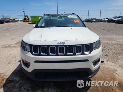 Piąte zdjęcie samochodu w środku: 2018 JEEP COMPASS LATITUDE VIN:3C4NJDBB2JT108097 - miniatura