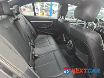 Zdjęcie 10 z 12 samochodu: 2017 BMW 330 XI VIN:WBA8D9G3XHNU61925 - miniatura