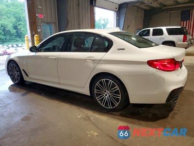 Drugie zdjęcie samochodu z przodu: 2019 BMW 530XE VIN:WBAJB1C5XKB376057 - miniatura