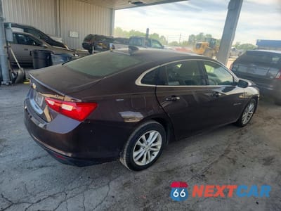 Trzecie zdjęcie samochodu z tyłu: 2016 CHEVROLET MALIBU LT VIN:1G1ZE5ST5GF346932 - miniatura