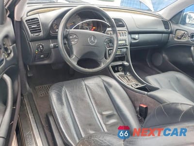 Zdjęcie 8 z 13 samochodu: 2000 MERCEDES-BENZ CLK 430 VIN:WDBLJ70G8YF116358 - miniatura