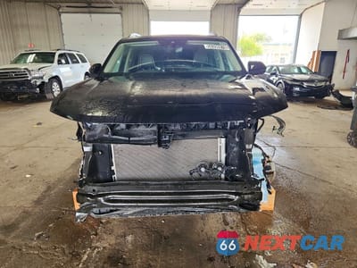 Piąte zdjęcie samochodu w środku: 2024 VOLKSWAGEN ATLAS SEL PREMIUM R-LINE VIN:1V2FR2CA3RC564123 - miniatura